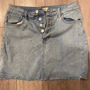 Pacsun Ladies Jean skirt size 26
